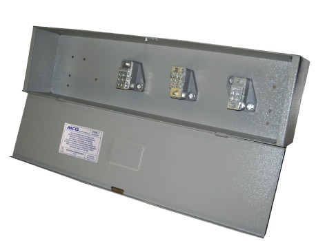 MCG NEMA1 36x8x5" 225A 3WIRE SPLITTER TROUGH BOX